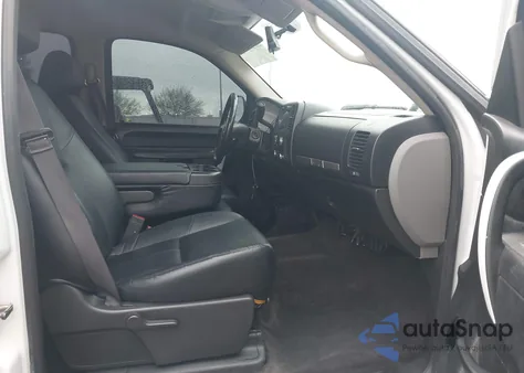 2013 Chevrolet Silverado 1500 Lt z USA, uszkodzony, nr VIN 3GCPCSE0XDG115572